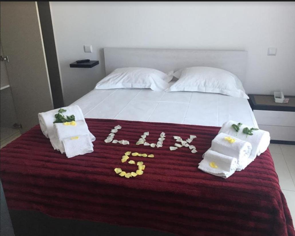 Peralux 호텔 외부 사진